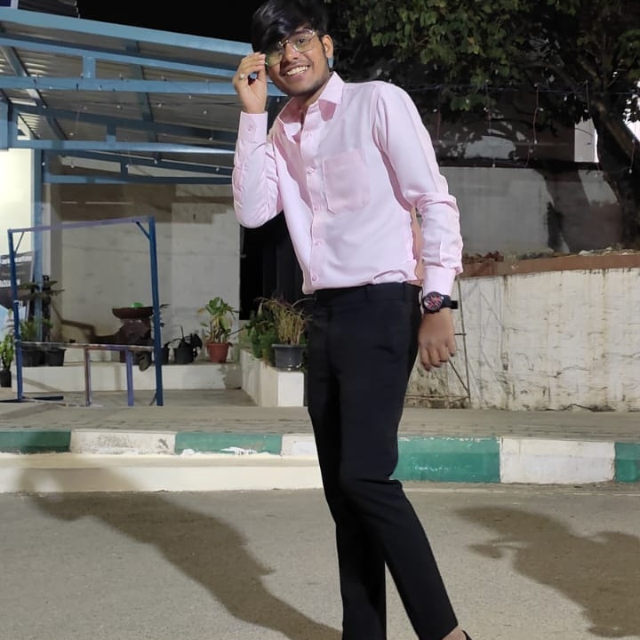 AmithKumar2249's tweet photo. #NewProfilePic https://t.co/3pXAi8903o