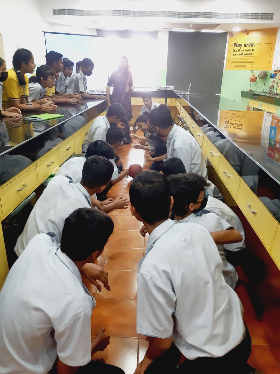 Neha05204678's tweet photo. CREATIVITY is thinking New things INNOVATION is doing new things
Studentsof @BBPSMV enjoying ATL session #DesignThinkingInnovation #πππ #π‘ππ§πππ¬π’π #πππ£π¦π π© #π¦ππππ’πππ¦ @MinistryEco
#ππ‘π£π’πͺππ₯ @vividh87 @SDGsInSchools https://t.co/iPGnOHyOqf