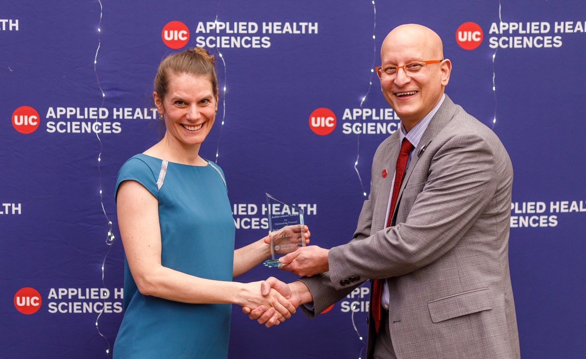 CPERLteam's tweet photo. We are excited to announce that Vera has been awarded the 2022-2023 AHS Achievement Award presented by the UIC College of Applied Health Sciences!! 😍
https://t.co/8Hb81Du2Lu https://t.co/dJz5jyzMfW