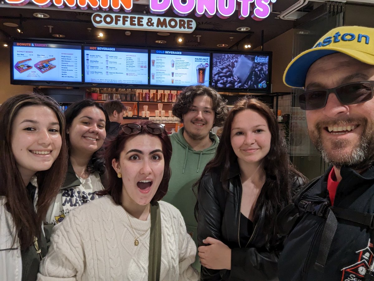 Hey <a href="/dunkindonuts/">Dunkin'</a> I brought my students to two different Dunks in Germany this past week and I didn't get any extra points for my Perks app! We need to get this fixed, lol!
#TravelRunsOnDunkin