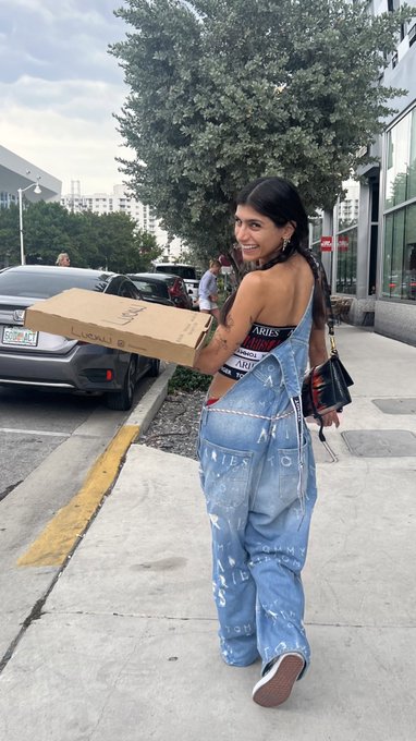 🫧🍄💫🪐 https://t.co/rb5Np9kqK7<a href="/tag/oppenheimer"class="tags"><span>&#35;oppenheimer</span></a>