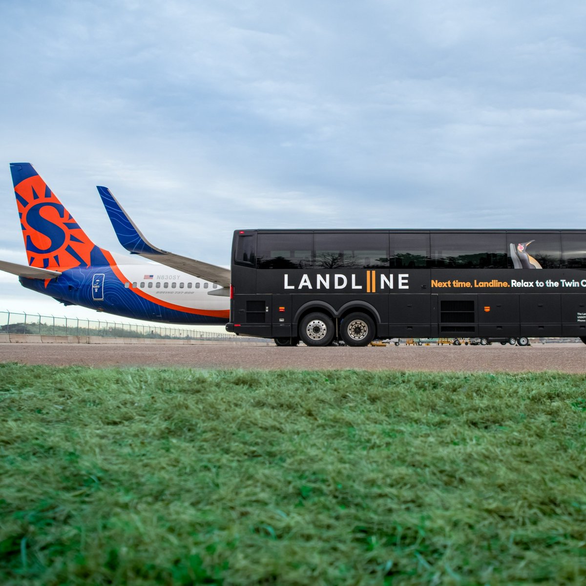 @SunCountryAir service between Fargo and Minneapolis is now FREE until September when you book a flight directly from #SunCountry! That's right, you heard it correctly. @ridelandline suncountry.com