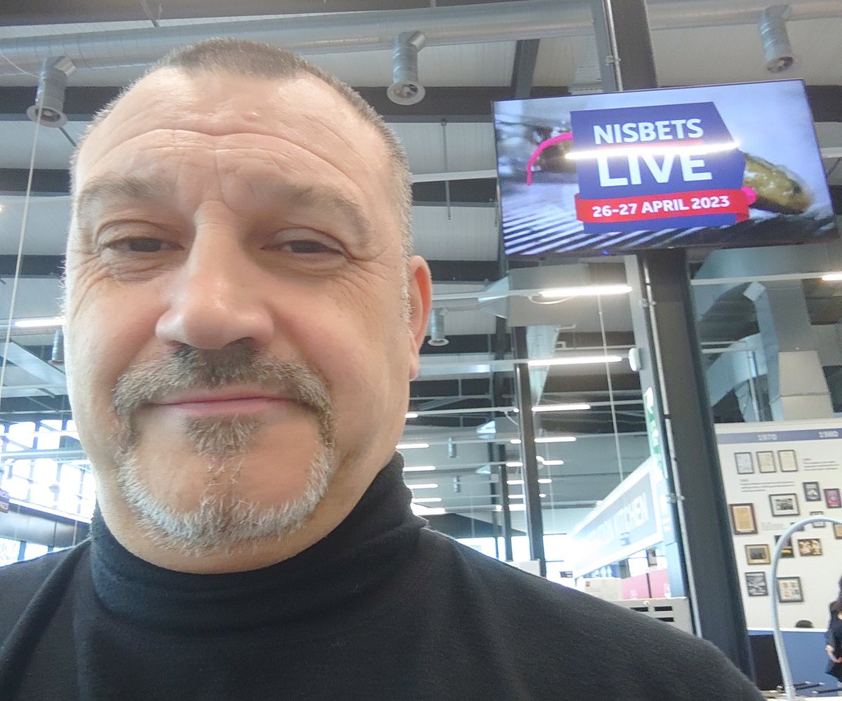 Having a good day in Bristol @ <a href="/Nisbets/">Nisbets</a> Live show