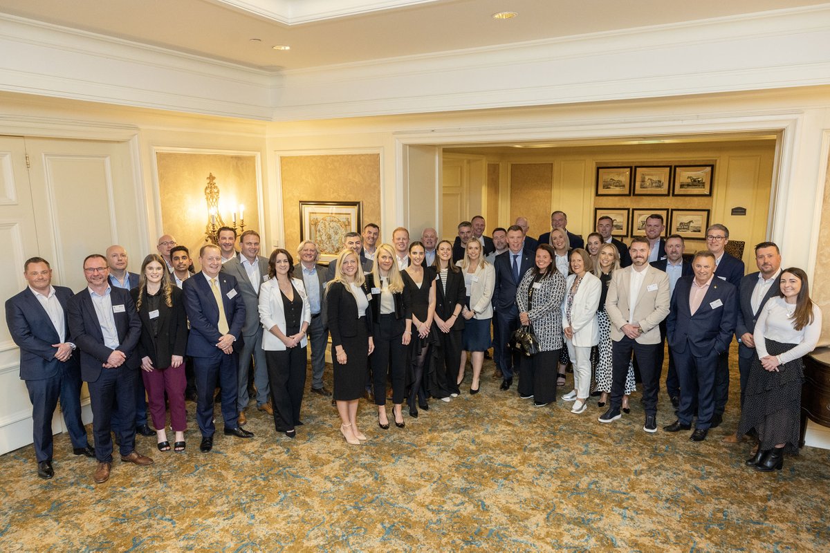 Yesterday our 2023 @EY_EOY finalists gathered for the first time as a group. We're so excited to help these exceptional entrepreneurs unlock their full potential over the coming year and beyond. #TheArtOfEntrepreneurship