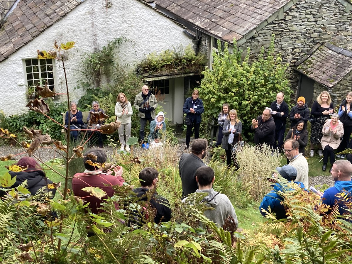 Join us online tonight at 7.30pm BST for an evening of words, music and reflections on the #RefugeFromTheRavens project, in which people with experience of homelessness created a 21st century version of #Wordsworth's Lyrical Ballads.
Tickets: wordsworth.org.uk/blog/events/re…