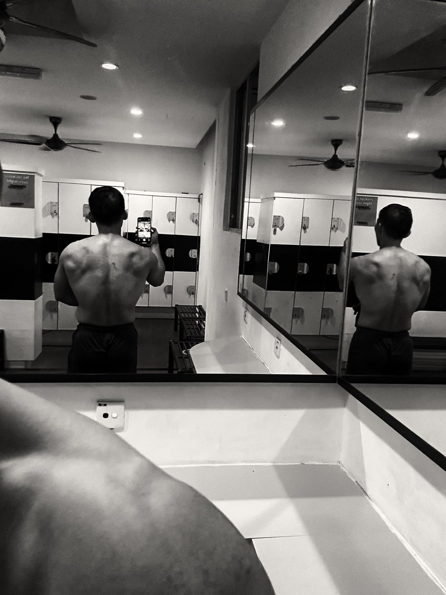 HwhySG's tweet photo. Back got more point I think ��� https://t.co/xhuiWQmRgq
