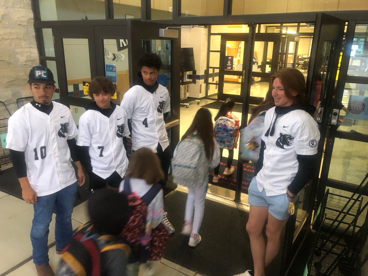Panther Creek Baseball (@panthercreekbsb) on Twitter photo Opening doors <a href="/Robertson_Elem/">Robertson Elementary</a> for our future
<a href="/PCHSFrisco/">Panther Creek High School</a> Panthers!
#HONOR #RESPECT Opening doors <a href="/Robertson_Elem/">Robertson Elementary</a> for our future
<a href="/PCHSFrisco/">Panther Creek High School</a> Panthers!
#HONOR #RESPECT