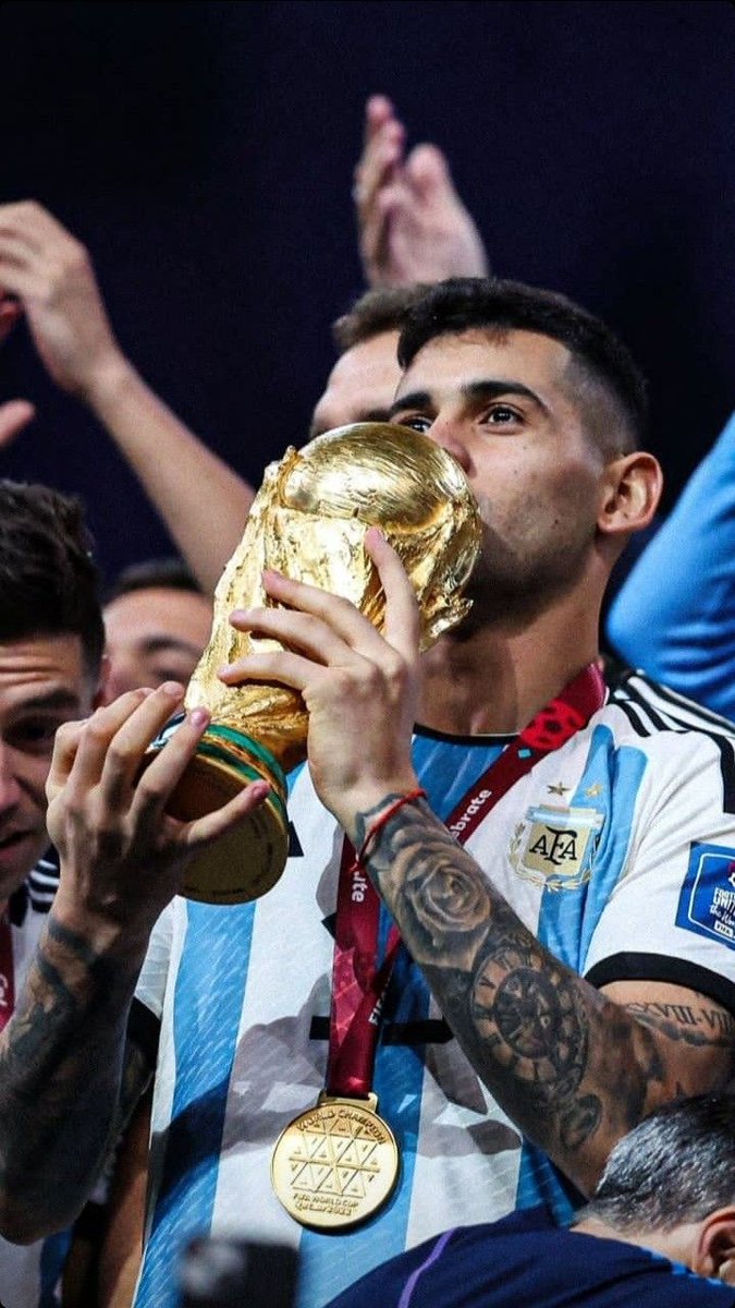 Construir lo que soñamos... de eso se trata. 

¡Feliz cumpleaños, pirata! 🏴‍☠️ <a href="/CutiRomero2/">Cuti Romero</a>