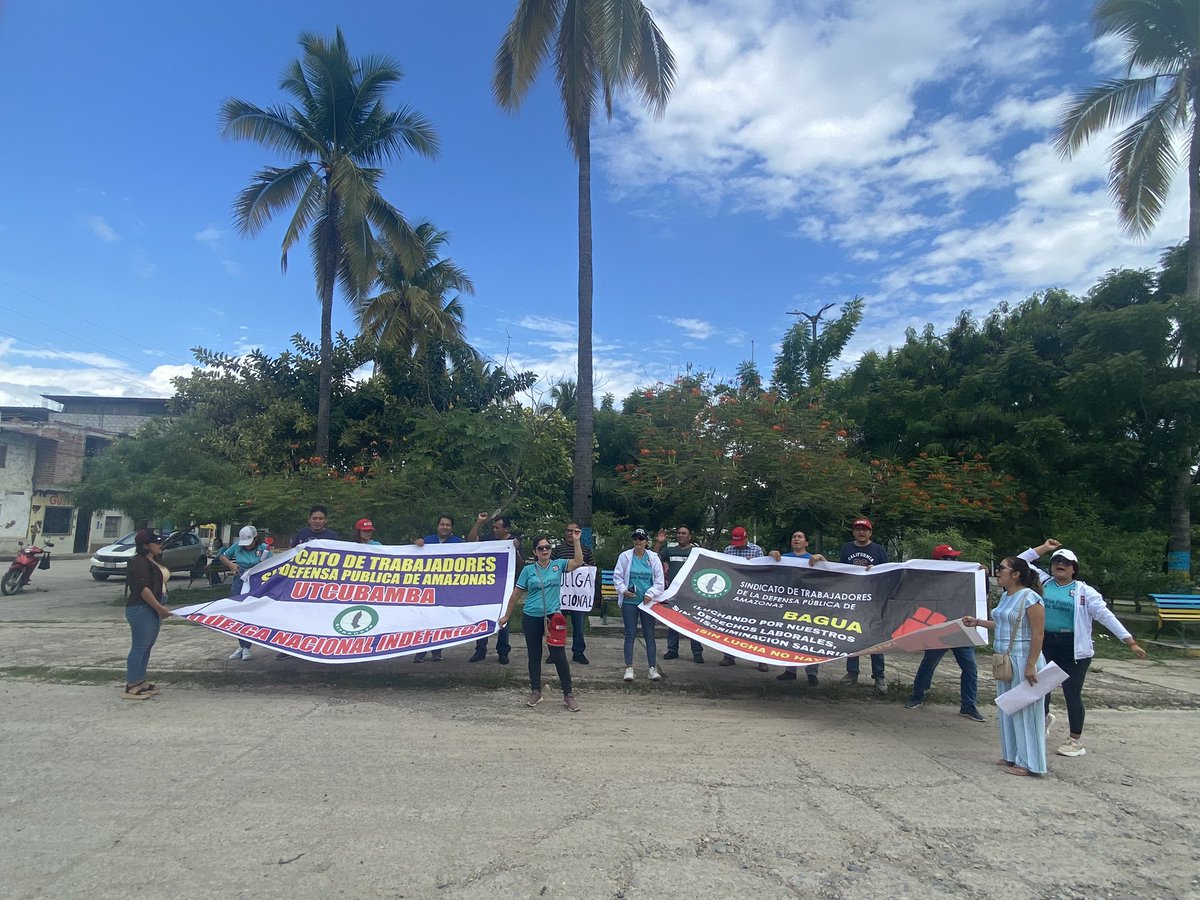 Carrozaplastica's tweet photo. @MinjusDH_Peru @MinjusDH_Peru queremos ser escuchados, nuestro tercer día de lucha!! https://t.co/n7zXLeHSYA