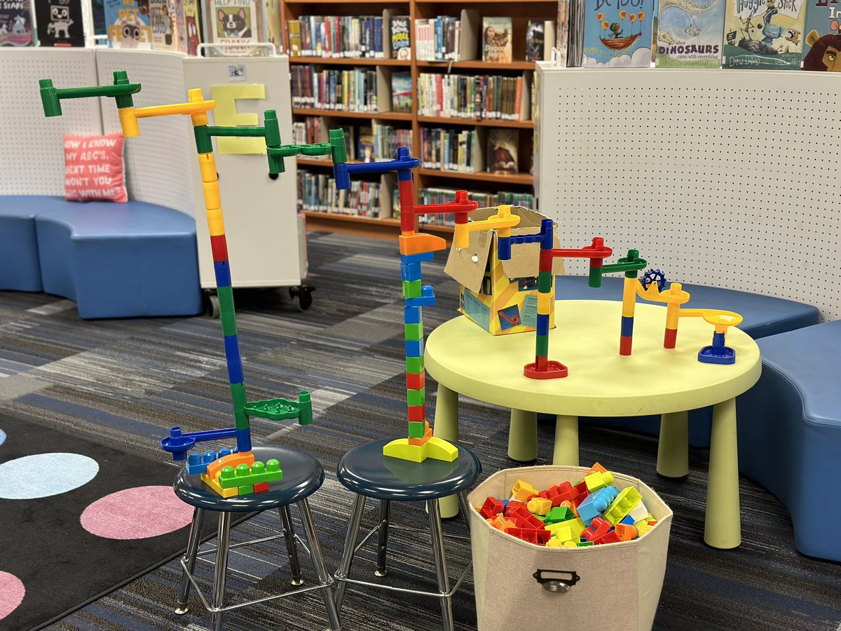 Our minds are working hard today in the IDC!! #hcsdinnovate