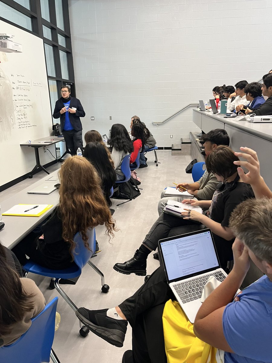 Grand Oaks Speech & Debate tweet media