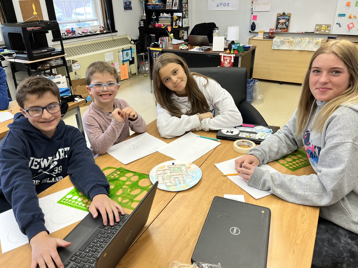 msjessicaphan's tweet photo. Newest additions to STEM class! Thanks for joining us, Lincoln and Jack! @StephScalzo https://t.co/6e3eSOHC92