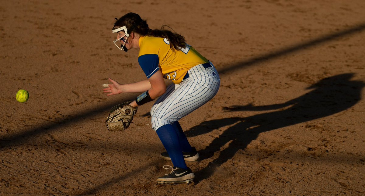 kylesokeland's tweet photo. Next in our high school fantasy draft series is softball. Easy first round pick. Another reminder of the hitting/pitching depth in the area.
https://t.co/ezB47gboew https://t.co/vdfDmD6TJw