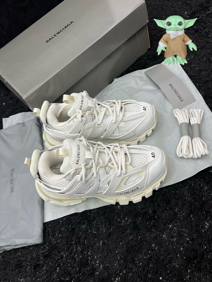 jide_more's tweet image. Available in size 40to 46