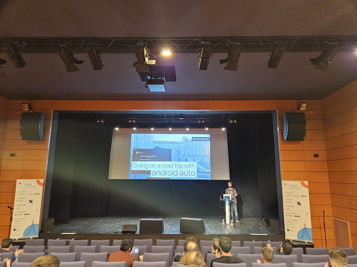 fatih_grs's tweet image. Fasten your seatbelts. @cafonsomota is driving us to the Android Auto journey #AMxDC23