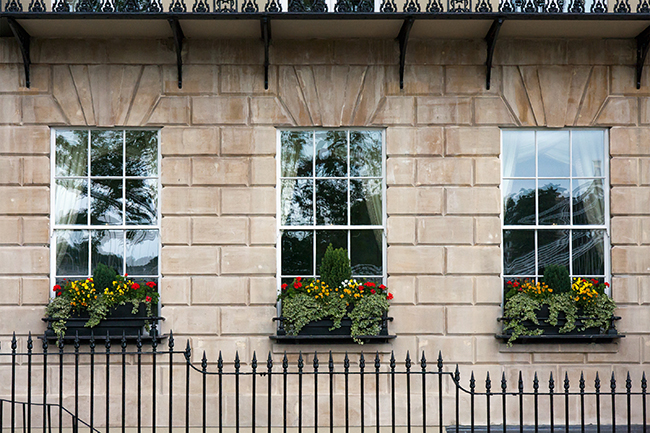 EdenPrivateStaf's tweet photo. Housekeeper & Groundsman/Gardener Couple Job - APPLY NOW – Domestic couple role to oversee the smooth running of a second home in the South of England.
https://t.co/I10pEFAvrZ #domesticcouple #workingcouples #domesticstaff #domesticcouple #familyoffice #coupleswork https://t.co/gSwW0m3DVy