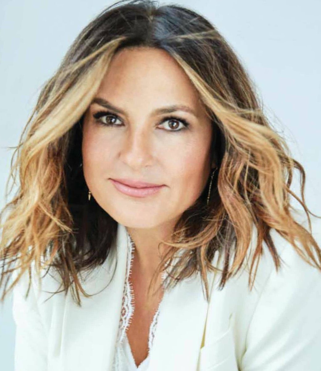 elisabeth tweet media