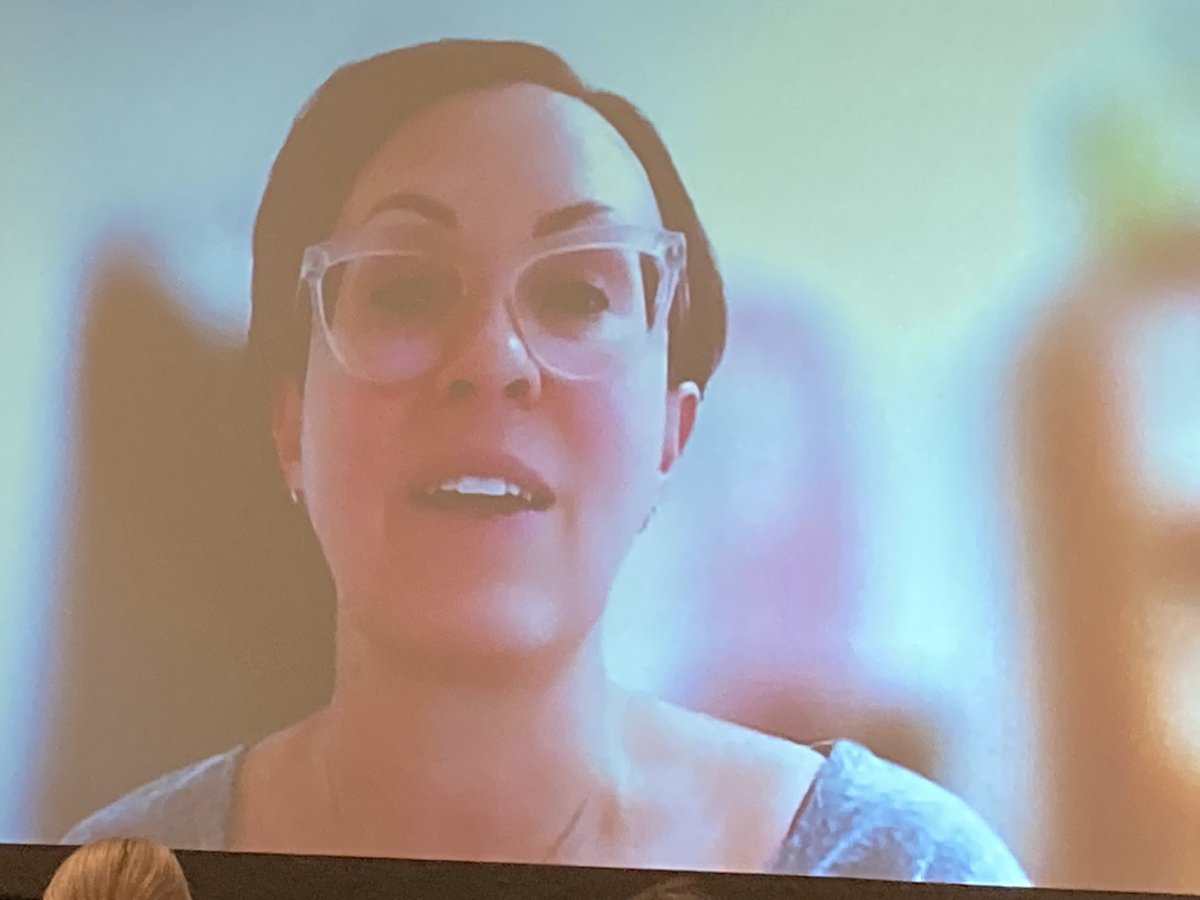 Cantin_Christin's tweet photo. Chief Nursing Officer for Canada ⁦@LeighChappy⁩ shares a virtual welcome message! She continues to prioritize nursing recruitment and retention in Canada. ⁦@CAPWHN⁩ #capwhn2023 https://t.co/ZnCZ3SMY62