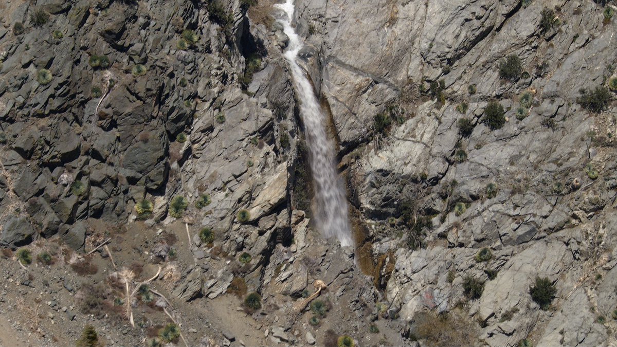 Stu_Mundel's tweet photo. Gosh darn it I never posted our trip to the Lytle Creek… the #KnobFire and some pretty along the way!! #SkyFox @FOXLA https://t.co/jiSJ2vqtEs