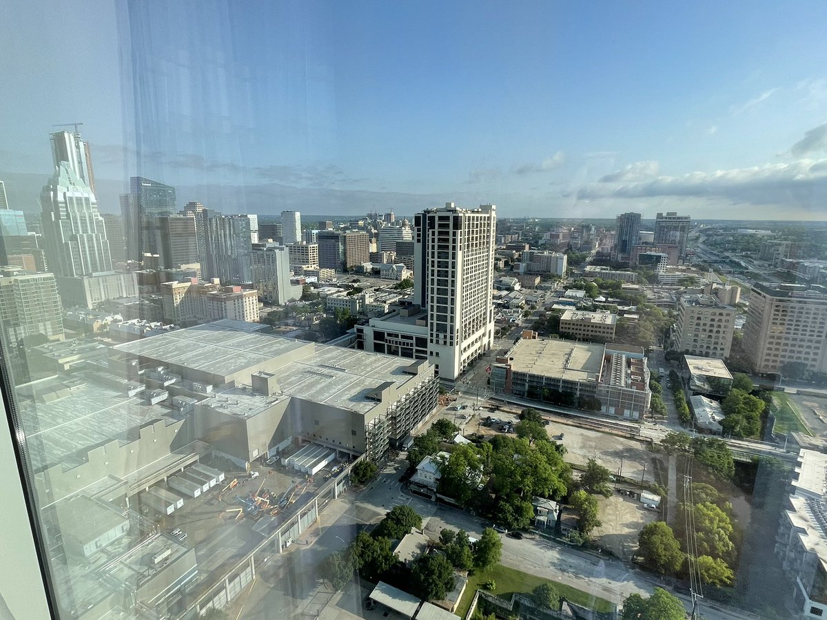 allenarakal's tweet photo. Beautiful morning in Austin! #Consensus2023  #globalmacroview #blockchainismacro https://t.co/gWTqj5crTw