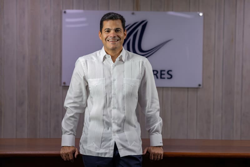 QuisqueyaReport's tweet photo. #EconomiaQR | David Llibre: "RD no es solo sol y playa".

El presidente de Asonahores afirmó que el país es un referente en región del Caribe. https://t.co/2eqSqaiFaL
