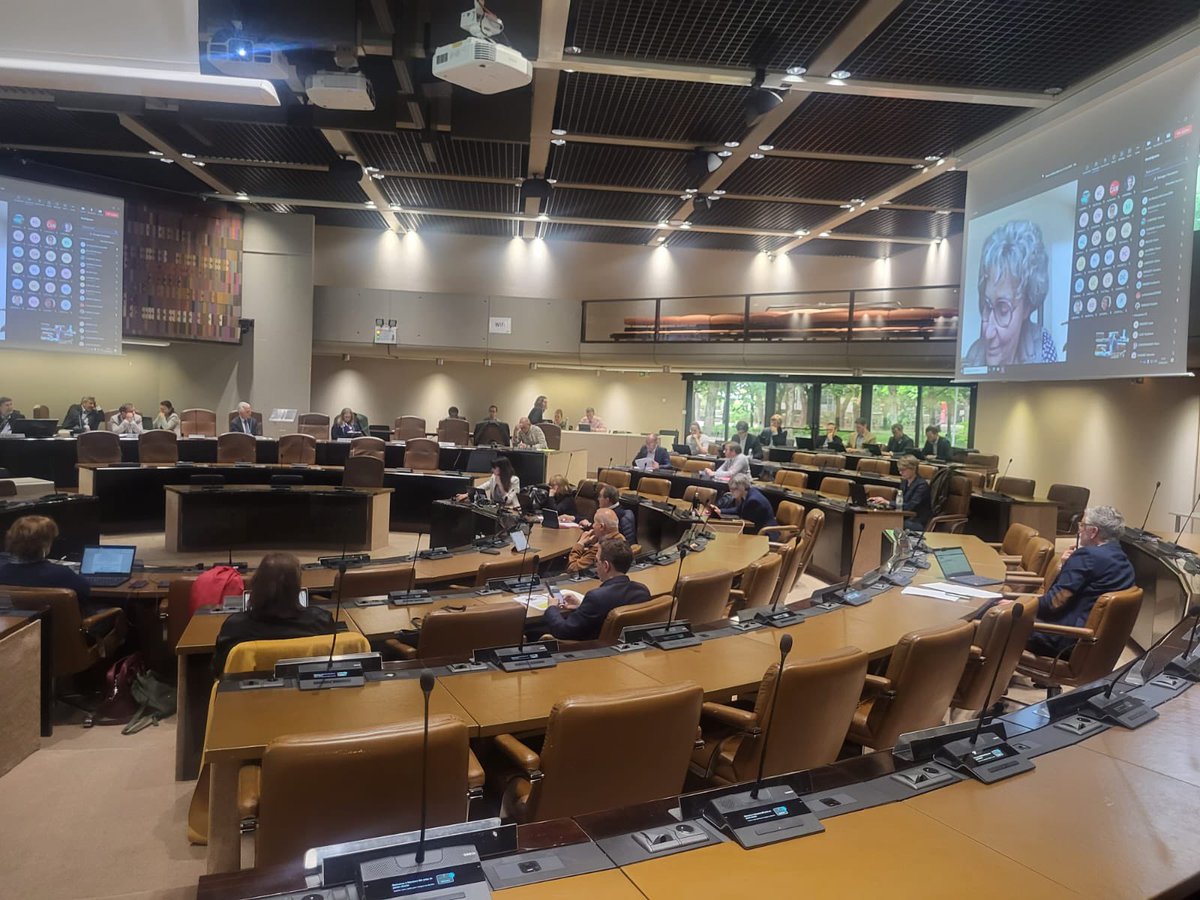 MtropoleCommun1's tweet photo. [🏛Bureau 😊]

￼Les Maires du groupe Métropole Commune(s) sont présents au "Bureau de la Métropole".

#bordeauxmetropole #MetropoleCommunes https://t.co/RP9mzNhXIJ
