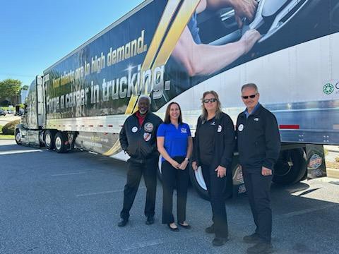 TRUCKINGdotORG's tweet photo. .@mopriestley, #LEADATA '23, attended the @CatawbaCounty School’s Extreme Job & Career Expo with Workforce Heroes, introducing careers in trucking. She implemented the @ATASharetheRoad brochure and Instructional Video into the county's driver-ed program. @drive4cargo https://t.co/eIFUVX2vV5