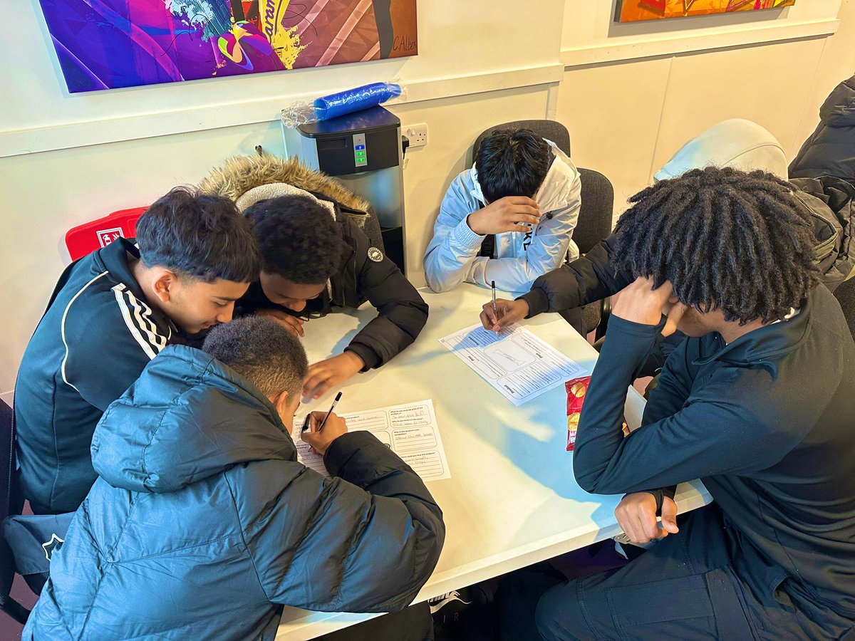 ScienceHolyhead's tweet image. Amazing day out at Cadbury World with our Year 10 students. The trip was a cross-curricular trip between Science and English, in which students looked at developing their oracy skills and the science of how chocolate is manufactured. Part 1. @holyhead_school @HolyheadEvents