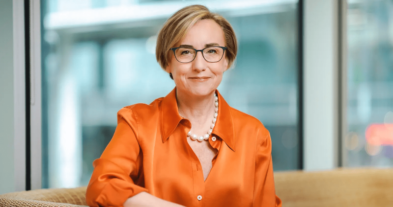 VodafoneGroup's tweet photo. Vodafone appoints Margherita Della Valle as Group Chief Executive.