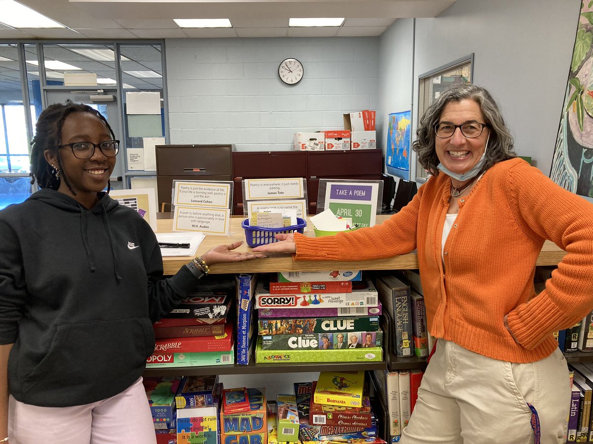 It’s “Poem in Your Pocket” day here at <a href="/BayridgeSS_LDSB/">Bayridge SS</a> - take a poem, read a poem, share a poem. #poetrylove