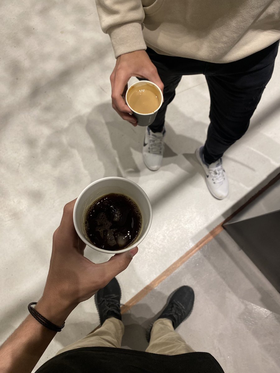 if_223's tweet photo. القهوه تجمع مابين أحباب وأصحاب. https://t.co/bVjoxQCBAt