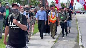 tr6_guy's tweet photo. Hey @PierrePoilievre remember when you arranged a "photo op" with James Topp? Your MP's are telling us you and @LeslynLewis don't support C4 even tho you both voted for it.
How about proving it? Attend @officialJosh_A and @BillboardChris event for another "photo op". https://t.co/diamv3isRy