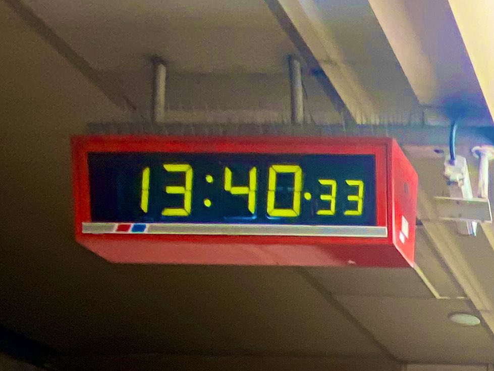MrTimDunn's tweet photo. *Britain’s NEW RAILWAY CLOCK:*
I’m delighted to share the news that @networkrail - with @RIBA &amp; @designmuseum - is inviting proposals for the design of a timepiece to display &amp; communicate time across the UK rail network. An unmissable opportunity: https://t.co/4hM8jqrG1x https://t.co/7pXhHF6VHN