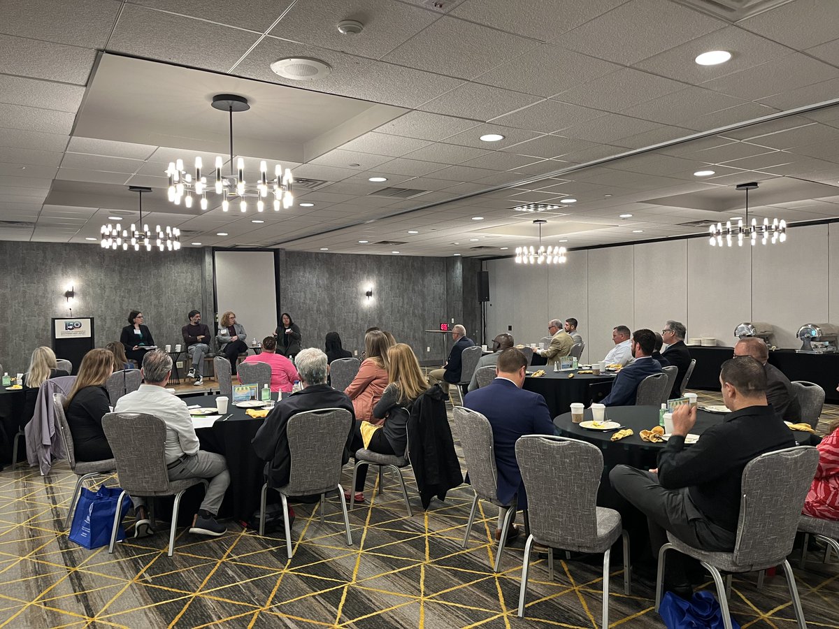 CCSNJ's tweet photo. The CCSNJ held our Small Business/Entrepreneurs Council. Members heard from industry experts on marketing strategies to help small businesses compete with larger businesses. Additionally, the event featured a presentation on legal considerations to protect your business! https://t.co/U0YR2k4zep