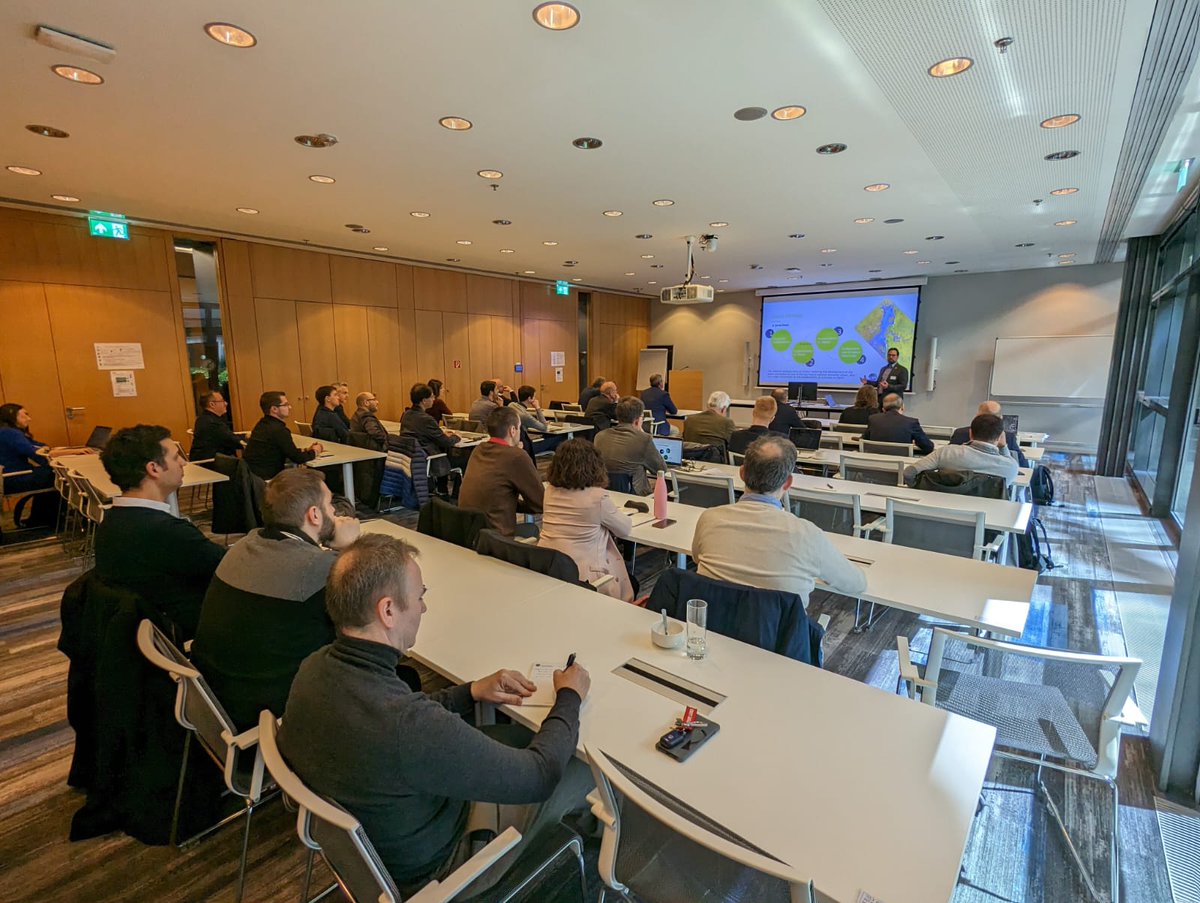 lsta_lu's tweet photo. RT LuxSpaceAgency: Yesterday, we had the pleasure to welcome a #Flemish delegation to #Luxembourg 🇱🇺 for an #IndustryDay which included pitch presentations and #B2B meetings. 🤝  The afternoon ended up with a visit of the @SnT_uni_lu labs. https://t.co/n5dWp6BEyq