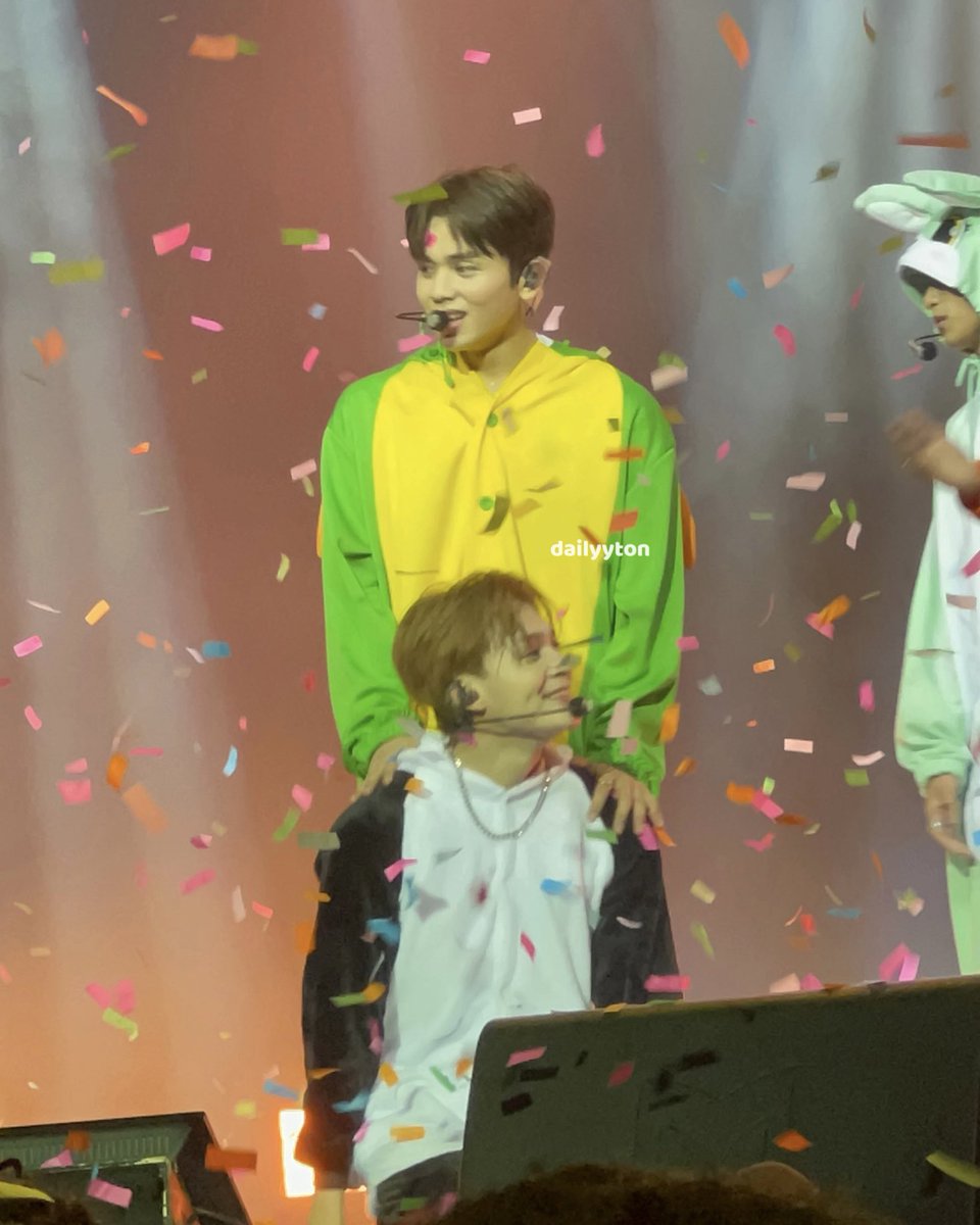 dailyyton's tweet image. vinster inseparable