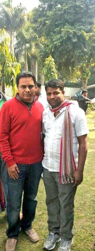 SRINATH_BRS's tweet photo. కొన్ని ఉద్యమ జ్ఞాపకాలు రామన్న తో ❤️
@KTRBRS @BRSparty
@TelanganaCMO

#22yearsofTRS
#KCR #BRSParty #TelanganaBhavan https://t.co/THAVKqh7Kc