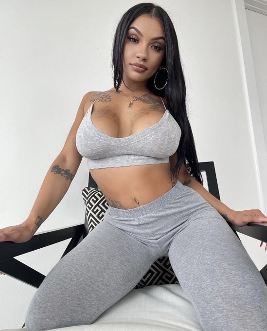 Good Morning ☀️ https://t.co/yiejaSWqml<a href="/tag/thirstythursday"class="tags"><span>#thirstythursday</span></a>