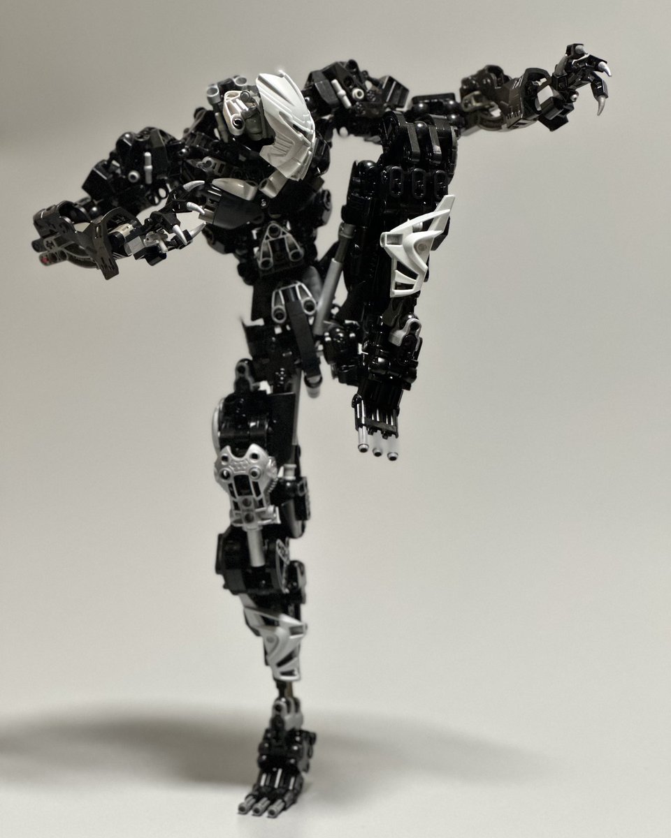 バイオニクル作品「Ignika(what if)」