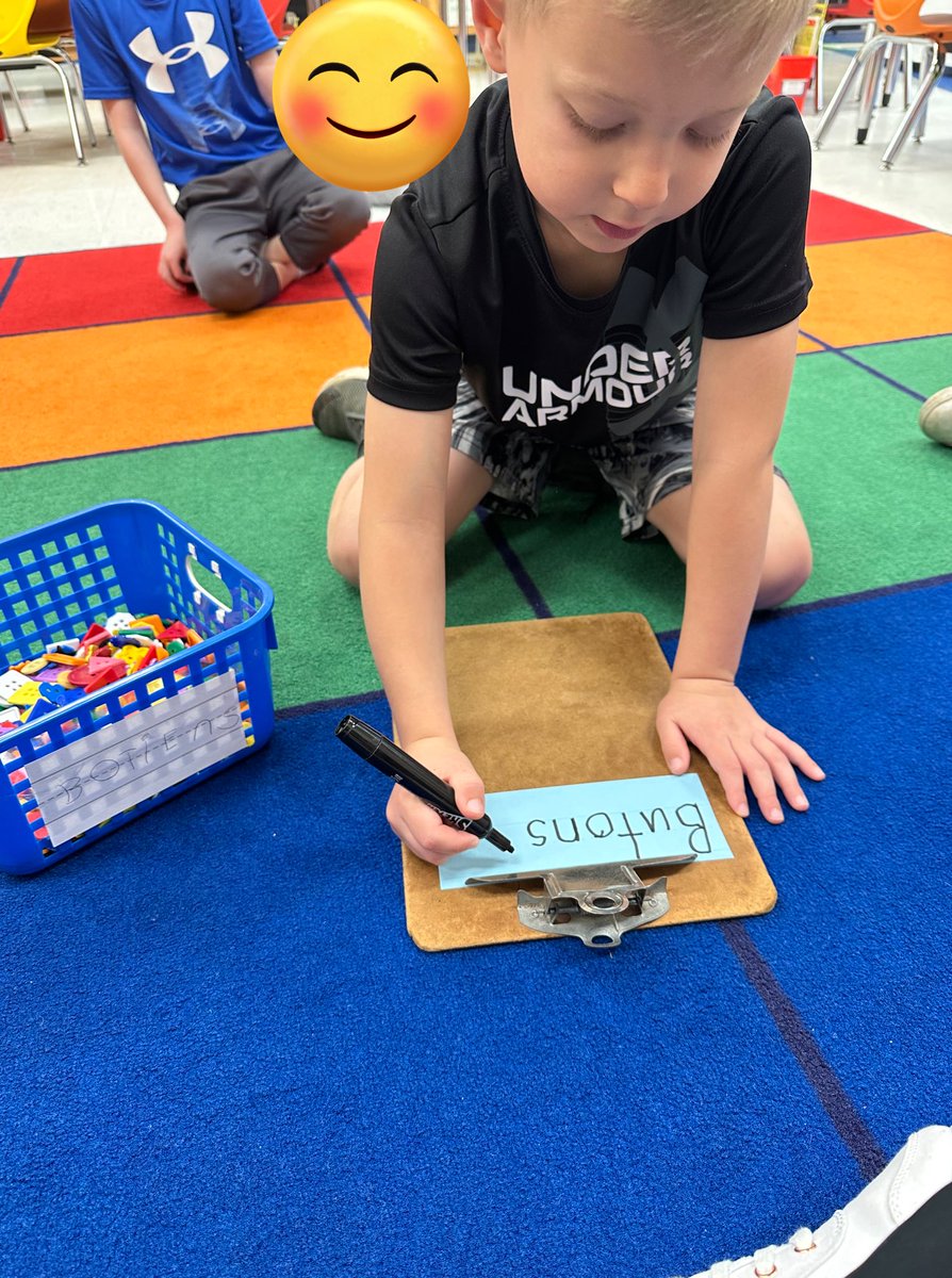 Ms_JHughes's tweet image. This morning k-h spent time re-labeling our classroom materials. Since the beginning of the year we have grown our letter-sound correspondence and ability to sound out &amp;amp; dictate words. 🤩✍️#studentcentered #classroomcommunity @Hubbard_School