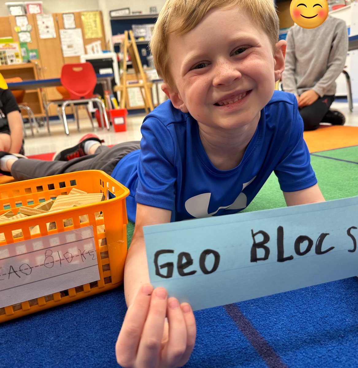 Ms_JHughes's tweet image. This morning k-h spent time re-labeling our classroom materials. Since the beginning of the year we have grown our letter-sound correspondence and ability to sound out &amp;amp; dictate words. 🤩✍️#studentcentered #classroomcommunity @Hubbard_School