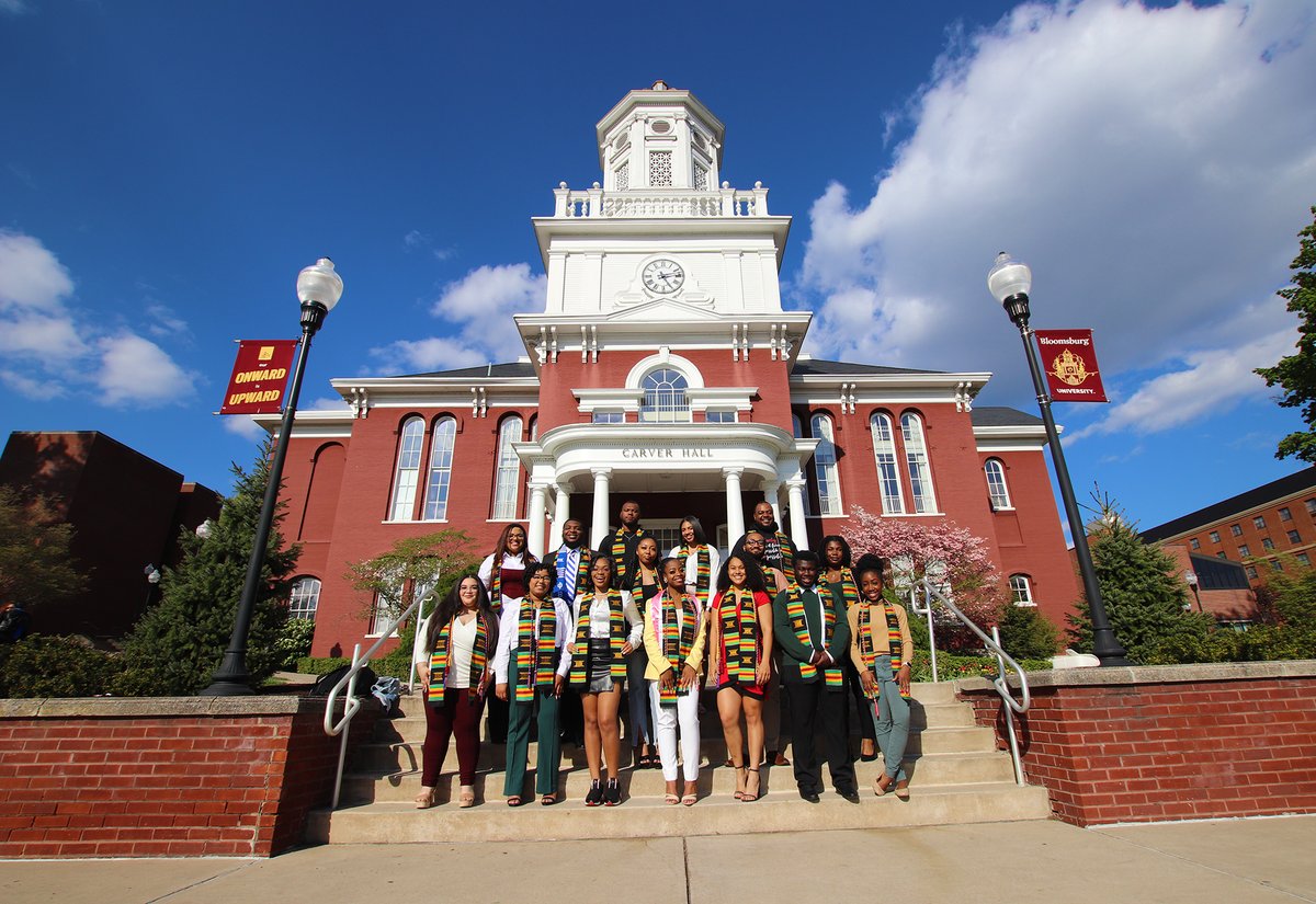 BloomsburgU's tweet photo. Step by step ... closer to the big day 🎉🎓🐾 #FirstWorld #HuskyPride #BUClass2023 #BloomOnward #graduation 📸➡ https://t.co/LvzYKUYor0 https://t.co/adAxSpuEhi