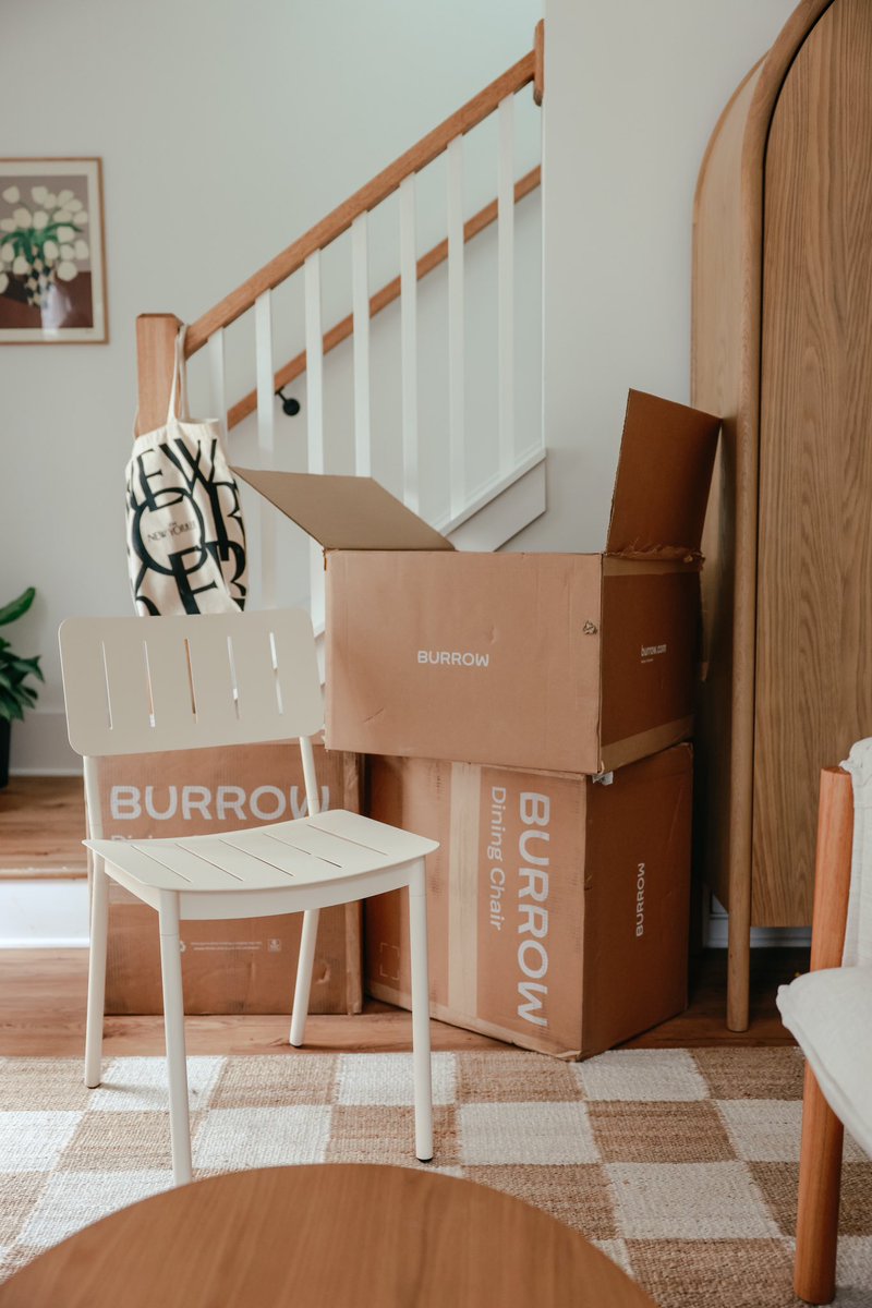 Mid-assembly 📦 thank you, <a href="/hiburrow/">Burrow</a>, for my new outdoor dining set! ♥️