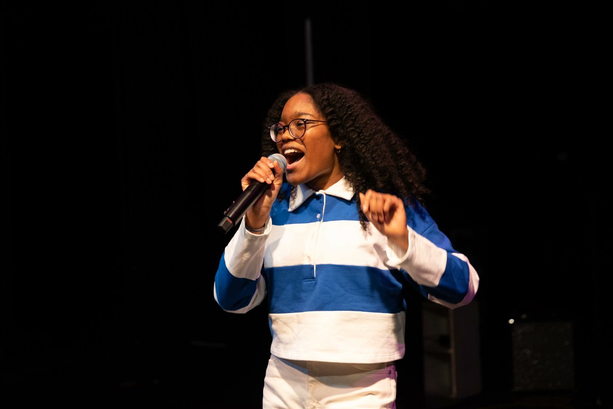 ZUMIXInc's tweet photo. #tbt to the @boscenterarts #HellaBlack mixtape vol. 5 show, featuring our own @yoKBchill, ZUMIX alumna Jessica &amp; current participant Luz! https://t.co/IZHKTiJozF