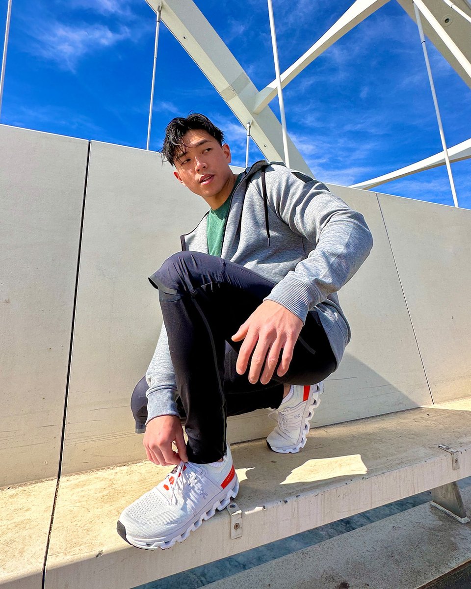 harryroseninc's tweet photo. On just upped their game, so you can up yours. Redesigned for S/S ‘23, the Cloudswift 3 makes urban living a pleasure – from morning training sessions, quick coffee runs, to last minute night outs. Get the sneakers and go anywhere in your city. https://t.co/bm4OneCpBq https://t.co/Gs2EUI27EQ