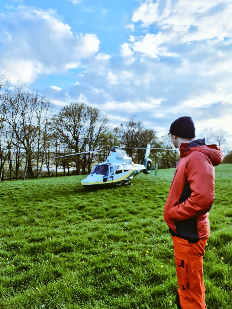 NEemergency_'s tweet photo. A few nice pictures I got on Tuesday of @GNairambulance Helimed63 #HM63

Was great talking to Pilot JJ https://t.co/RLG2TgXtqu