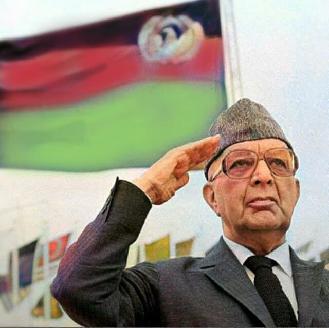 Azizullah2017's tweet photo. هفت ثور سال ۱۳۵۷ روز شهادت بیرحمانه سردار محمد داوود خان با تمام اعضاء خانواده و فامیلش و سر آغاز بدبختی های افغانستان!
 درود به روان همه شهدای گمنام و سربازان راستین وطن که در معامله های مهره های ناکام و جاسوسان بیگانه جاودانه شدند. https://t.co/X6MUimLccL