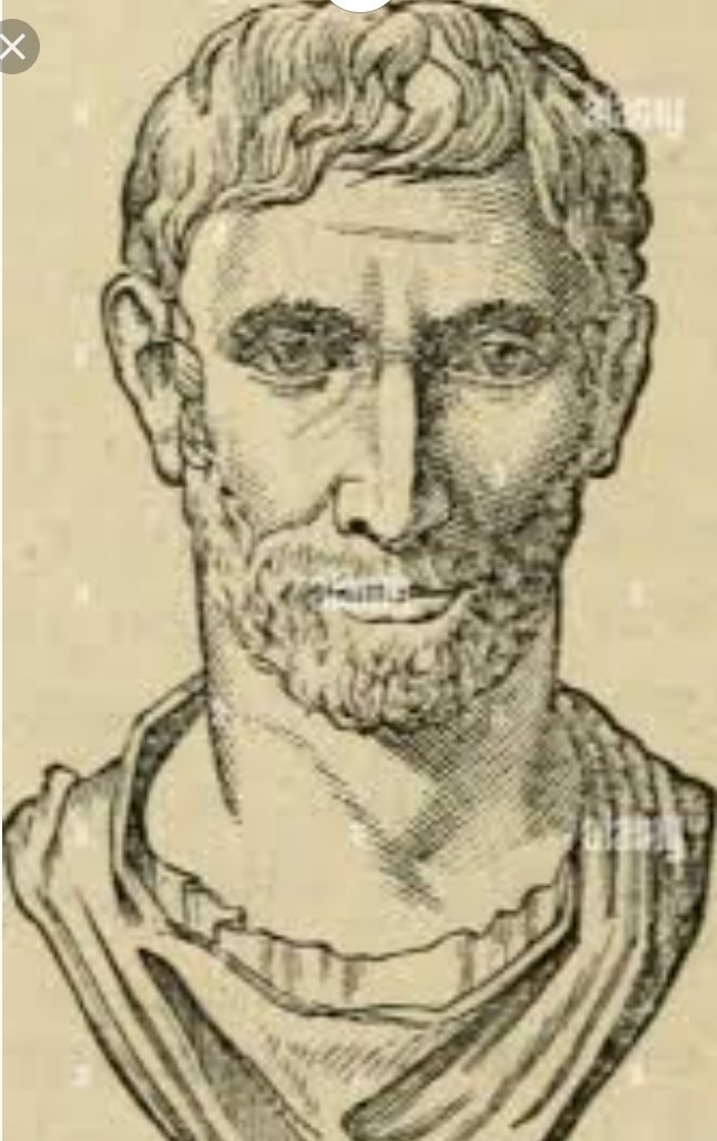 7Ledia7's tweet image. [#RDC : Ivre du pouvoir,@fatshi13 se comporte de plus en plus comme un petit roi ! Le Roi soleil emprunte le chemin du Roi #Tarquin_Le_Superbe où celui de l'empereur #Commode ! L'histoire se répète,les incompétents sont toujours chassés,Tout laisse à voir qu'il aura la même fin.]