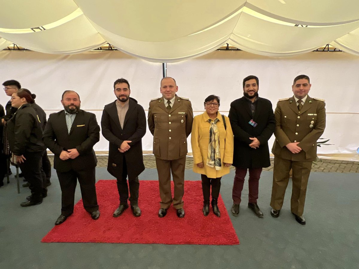 Son más que 96 de vida institucional.
Hoy Como Municipalidad de Los Lagos reafirmamos nuestro compromiso con Carabineros de Los Lagos
Gracias por su innegable vocación  de servicio y su tremenda labor que realizan a dia a dia en todo el territorio comunal