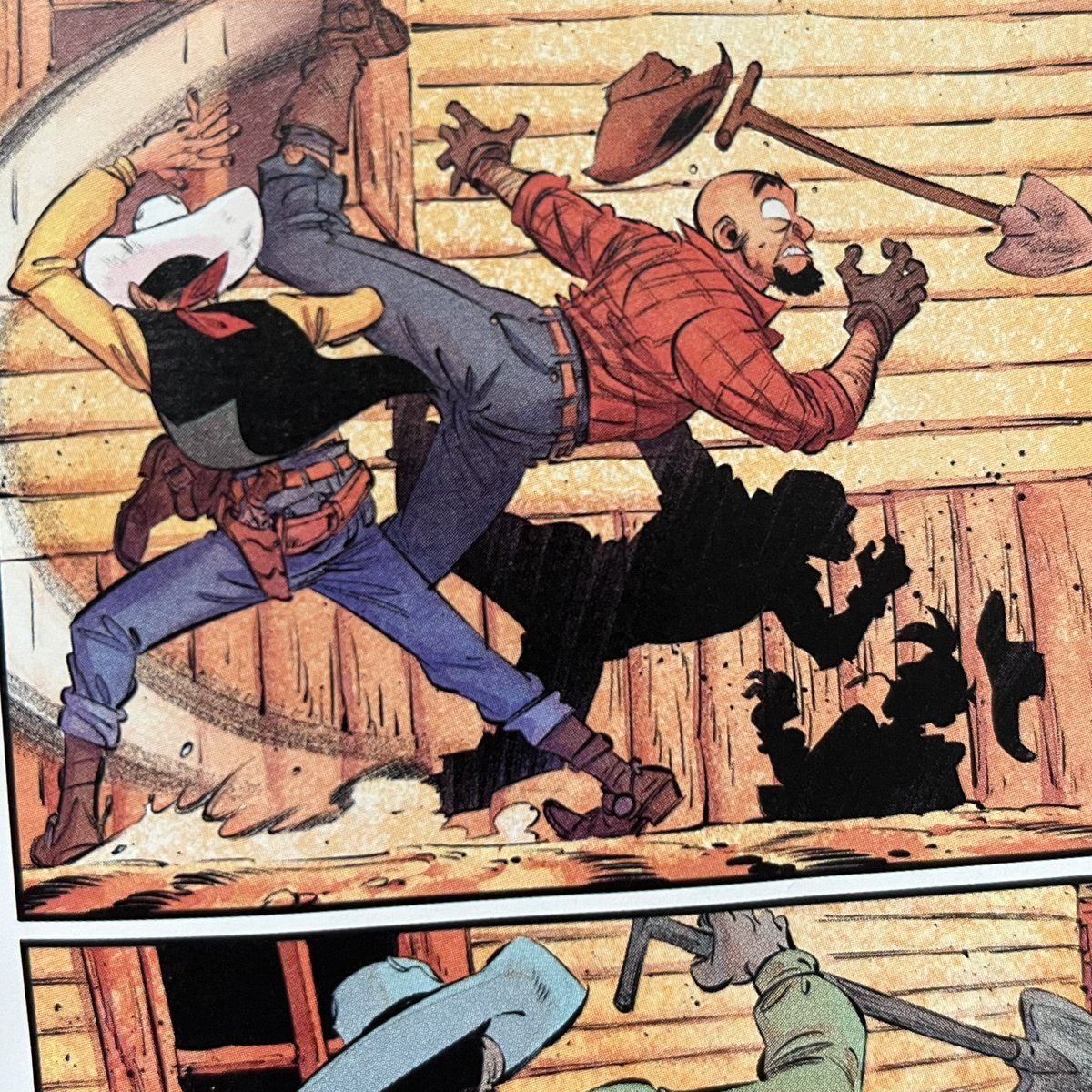 J_Lachasse's tweet image. Quelques images du récit court "Sombre héros", une reprise de #LuckyLuke par Olivier Bocquet et Brice Cossu à retrouver dans le prochain numéro de "Spirou"